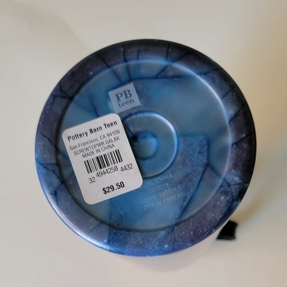 Galaxy Screw Top Water Bottle NWT. MAKES A GREAT GIFT 🎁 - Picture 4 of 10